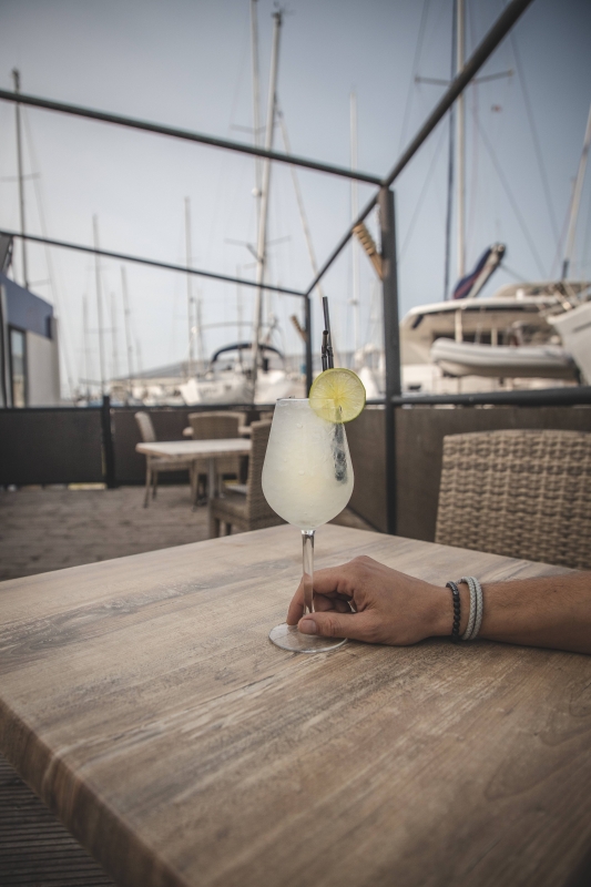 Yacht Club - Restaurant Port-Saint-Louis-du-Rhône - Restaurant bord de mer